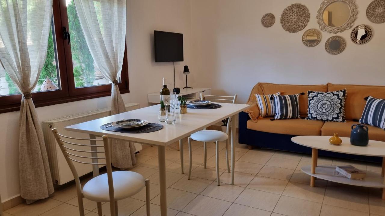 Cypress Garden House Apartman Gazi Kültér fotó