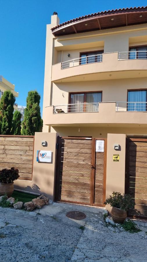 Cypress Garden House Apartman Gazi Kültér fotó